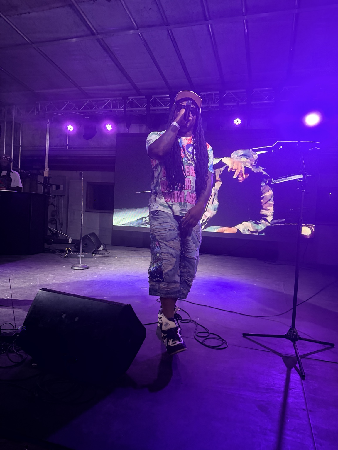 Sha Holla performs on the Heartwood Soundstage during the #iDoit4mycity Festival.